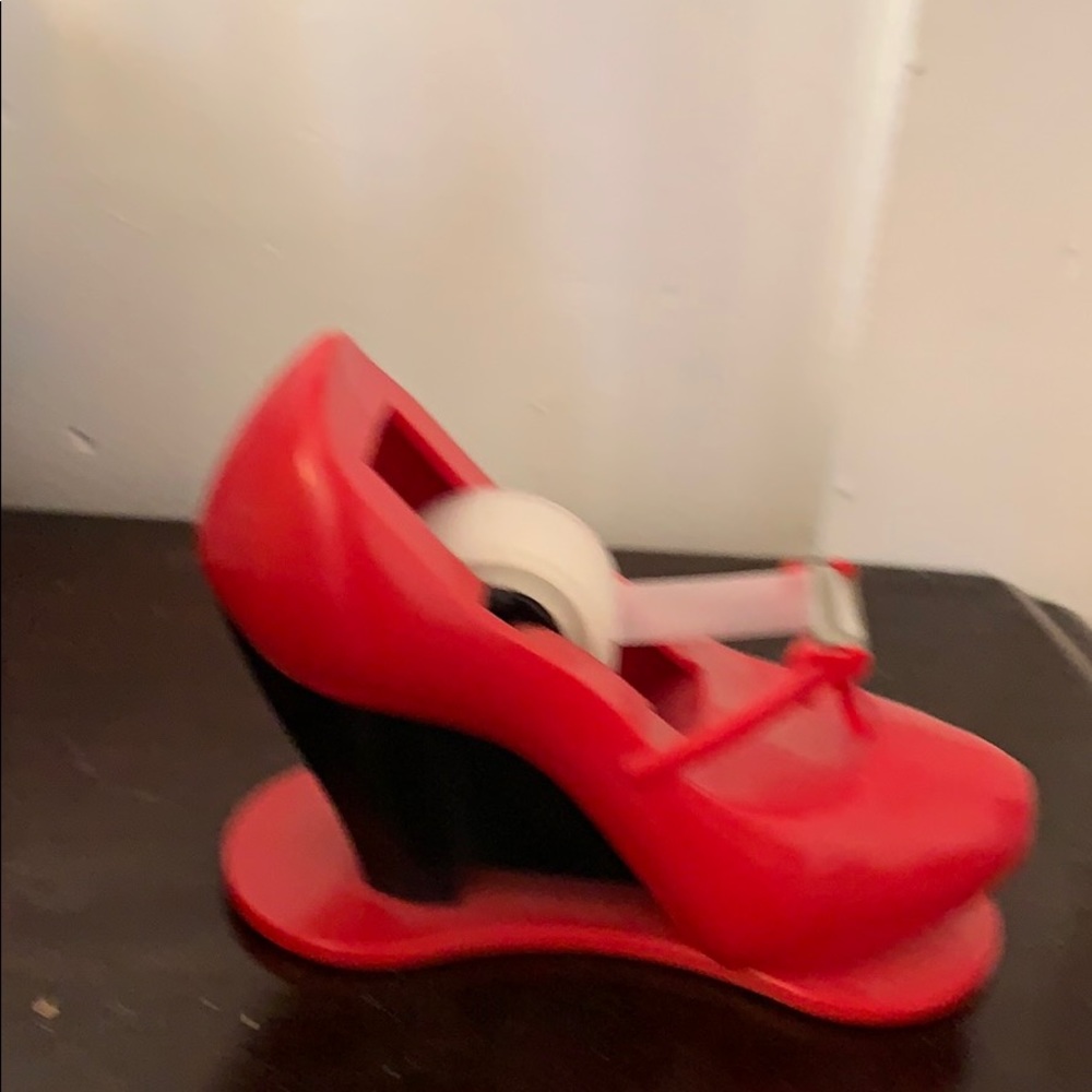 Meet your Posher, Cecelia